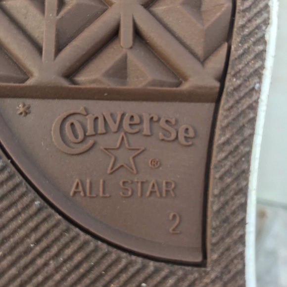 CONVERSE SIZE 2 - Picture 3 of 7